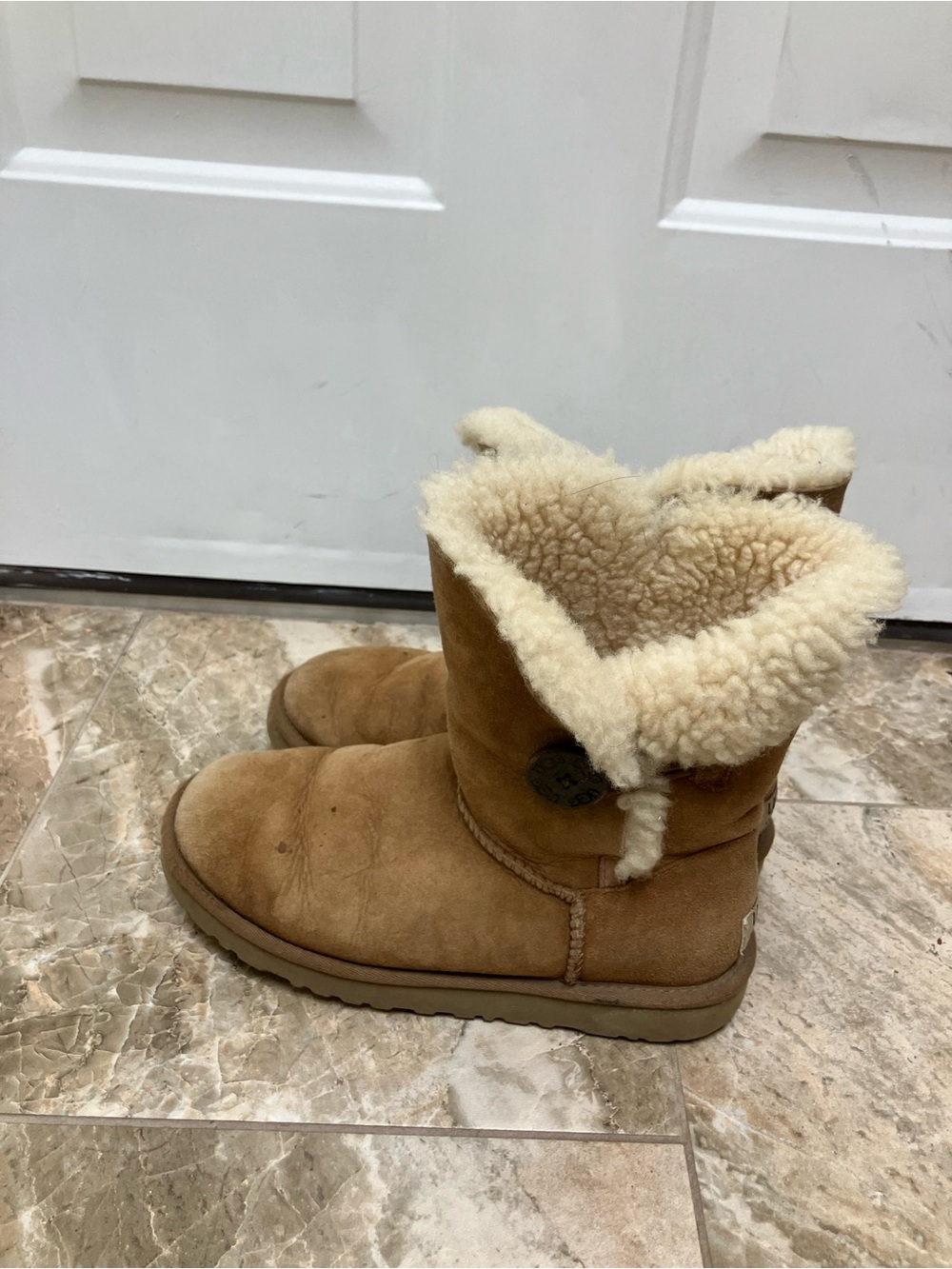 UGG Chestnut Bailey Button Boots